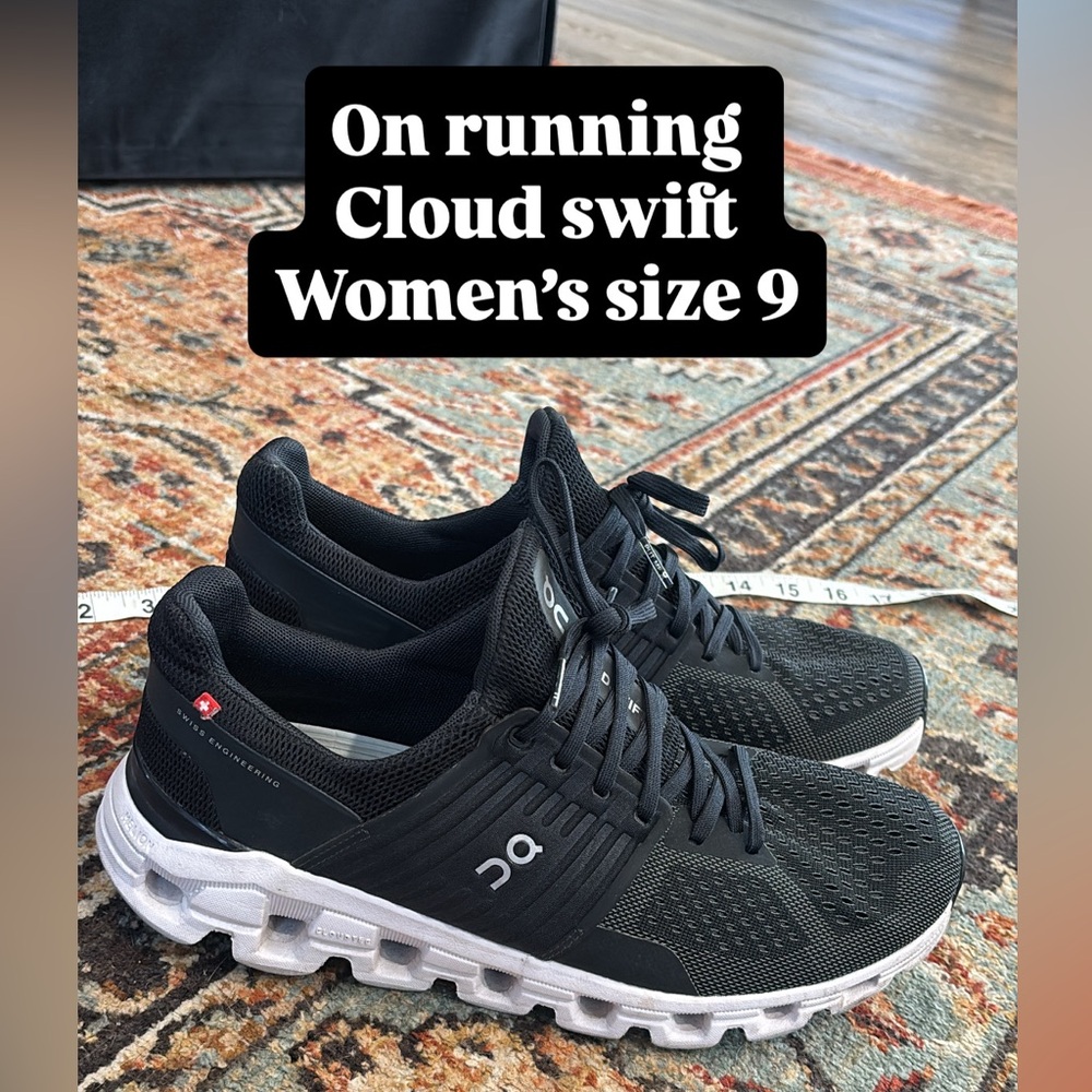On Running Women's Black Cloudswift Shoes size 9